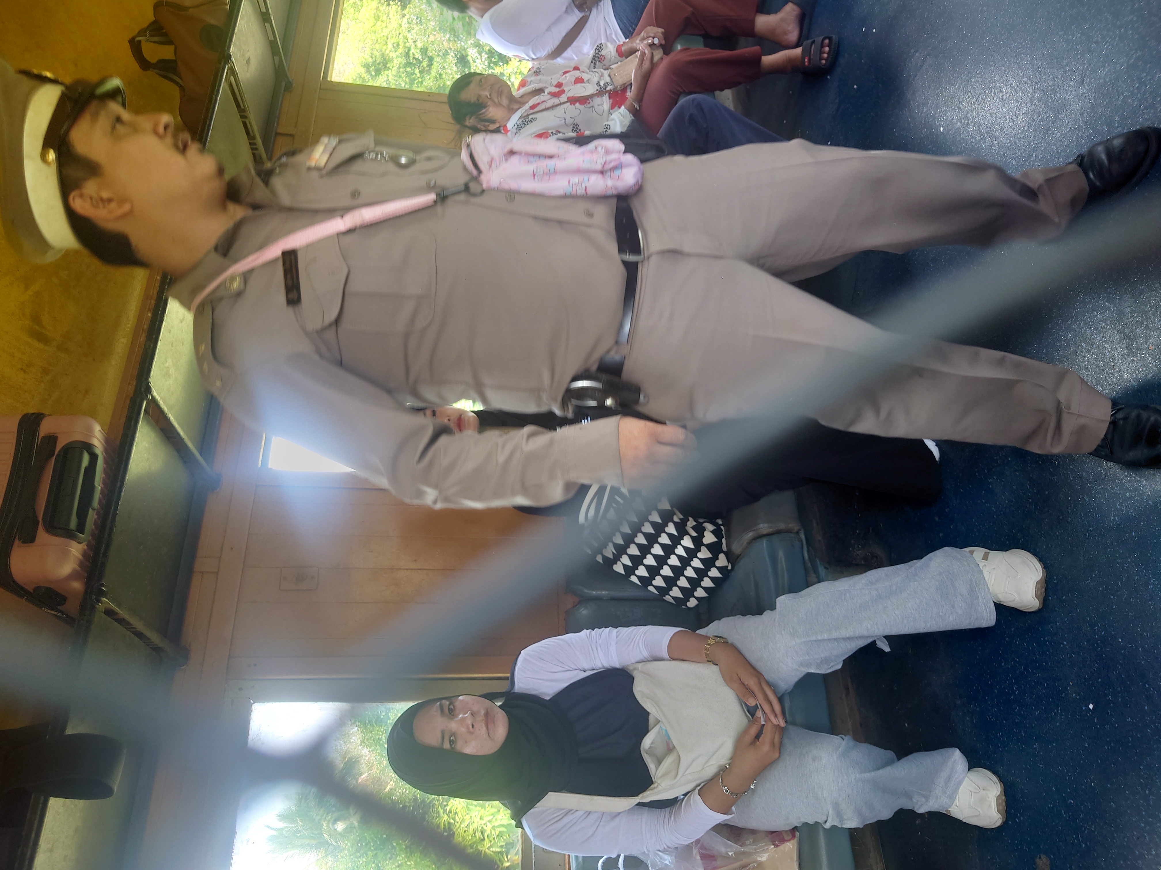 Shoulder Bag - Yupo, Yala